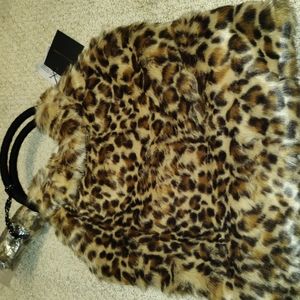 NWT Ladies Faux Leopard Fur Bag with Metallic Gold Woven Handbag